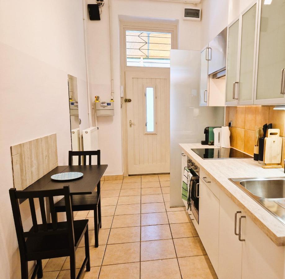 Halasz 2-Bedroom Apartment Near Castle, Free Public Parking Nearby Budapest Extérieur photo
